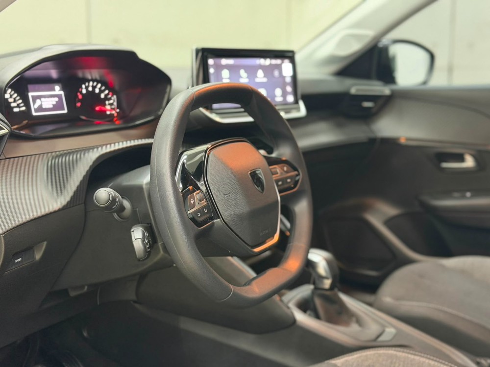 Peugeot 208 5P 1,6 Allure Tipt6 2025 — foto 9